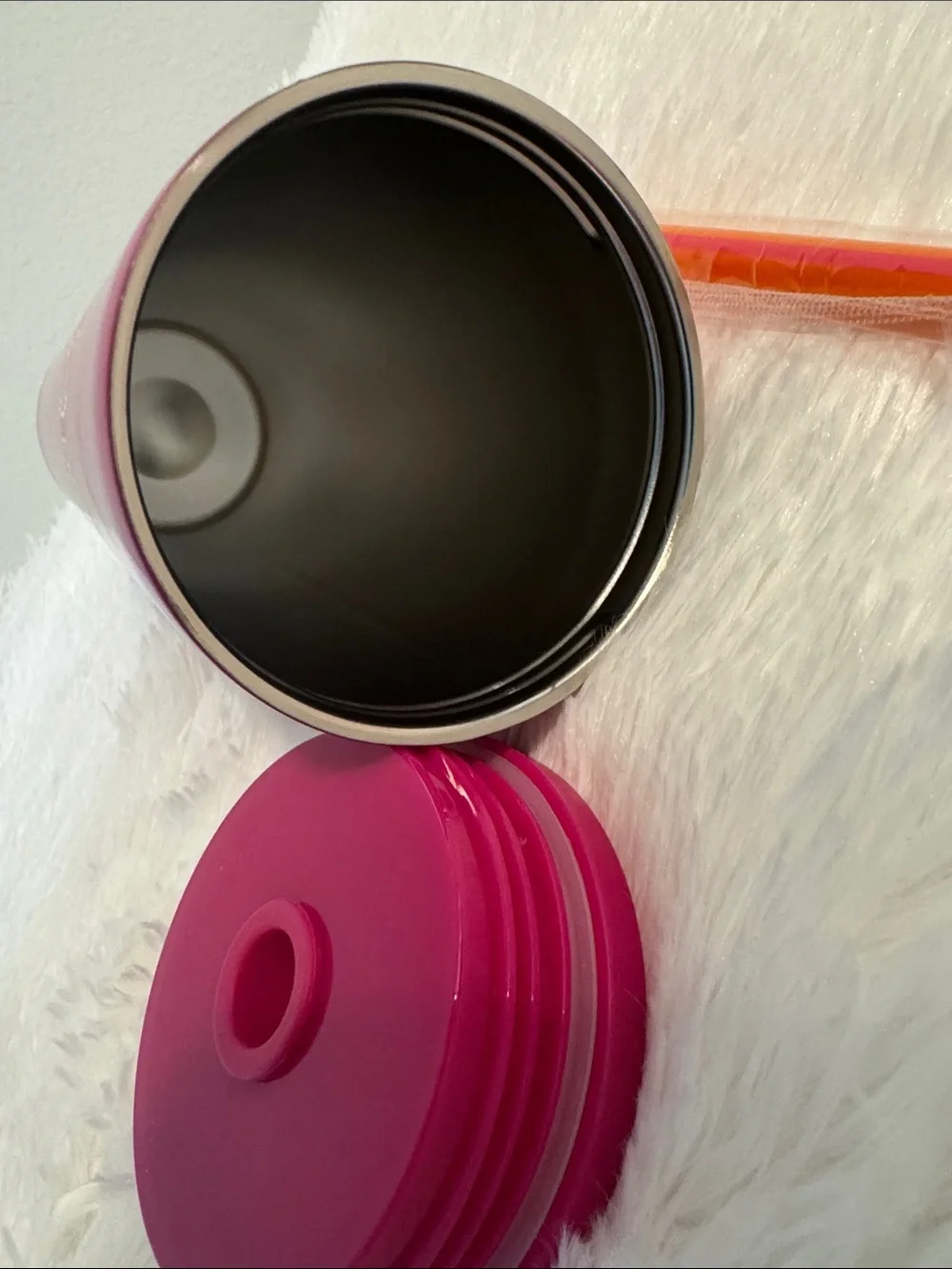 Parke x Dunkin Stainless Steel 22oz tumbler - Hot Pink LIMITED EDITION